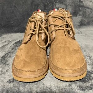 Tommy Hilfiger Tan Chukka Boots